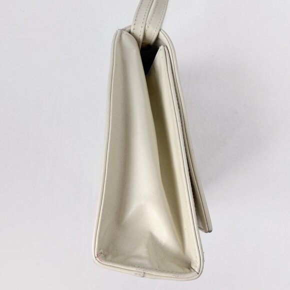 White/Cream Retro-Style Shoulder Bag with Adjustable Strap - Picture 2 of 10